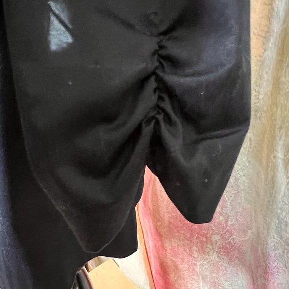 📌Avenue Timeless Black Cotton Blazer - Jacket with Smocked Sleeves - Picture 8 of 16